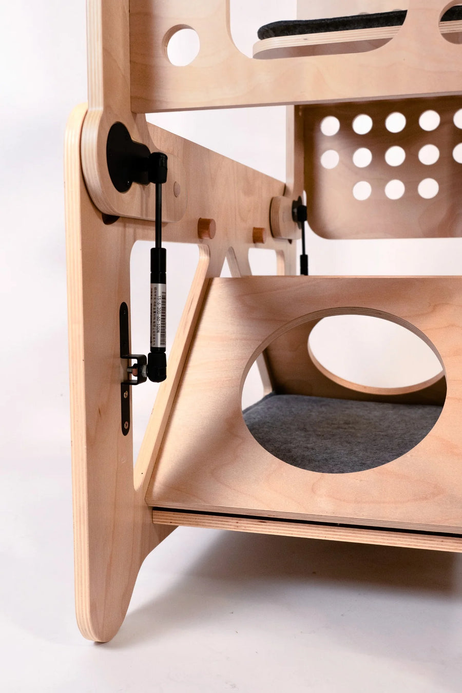 Bench Tower-01